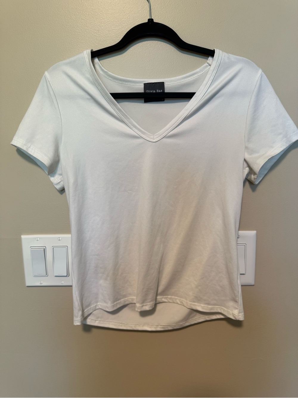 Olivia Rae White V-Neck Short Sleeve Tee